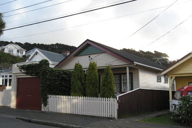 Photo of property in 4 Childers Terrace, Kilbirnie, Wellington, 6022