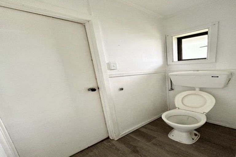 Photo of property in 21 Bolton Place, Otara, Auckland, 2023