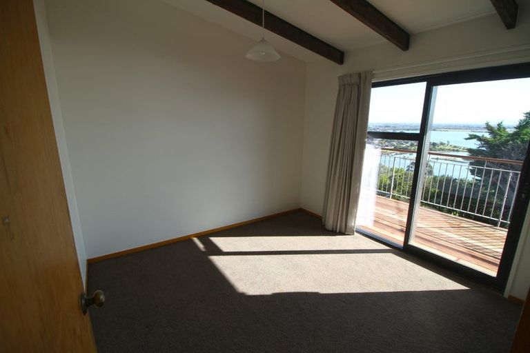 Photo of property in 54 Balmoral Lane, Redcliffs, Christchurch, 8081