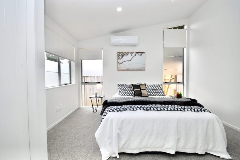 Photo of property in 21a Kia Ora Road, Beach Haven, Auckland, 0626