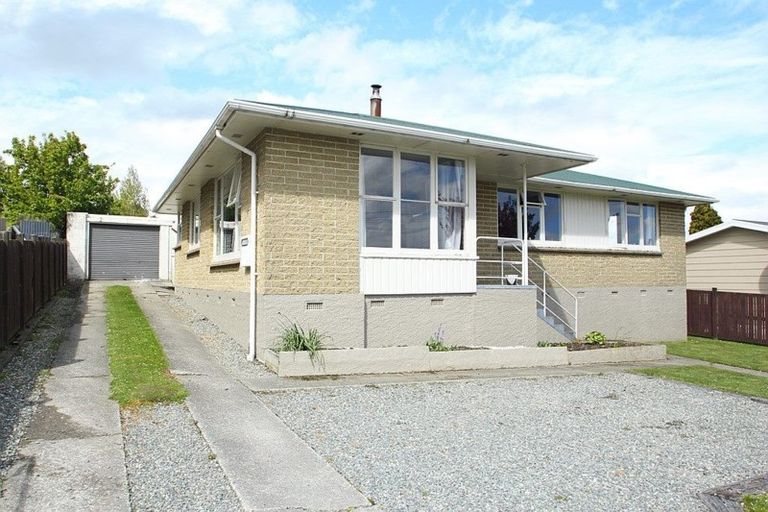 Photo of property in 83 Hamilton Street, East Gore, Gore, 9710