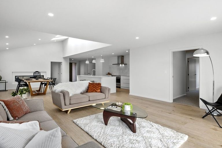 Photo of property in 147 Wingatui Road, Mosgiel, 9024