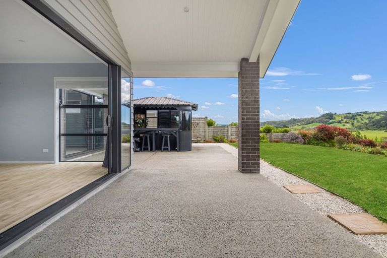 Photo of property in 8 Awatiro Drive, Kaukapakapa, 0871