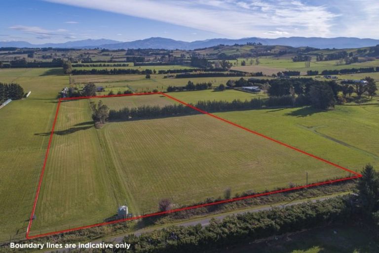 Photo of property in 135 Davis Road, Cust, 7471