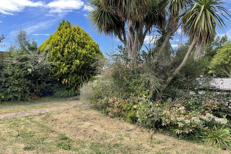 Photo of property in 30 Rhodes Street, Waimate, 7924