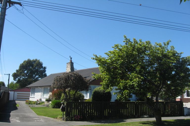 Photo of property in 33 Stackhouse Avenue, Bishopdale, Christchurch, 8053