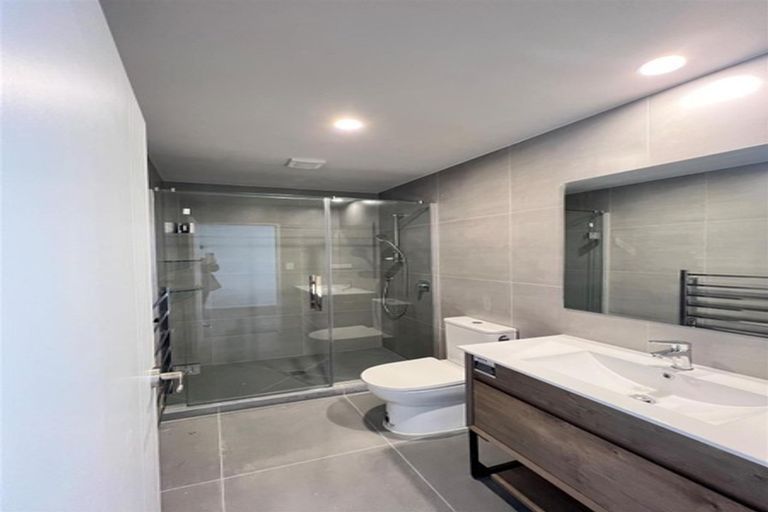 Photo of property in 27 Aramata Road, Papakura, 2110