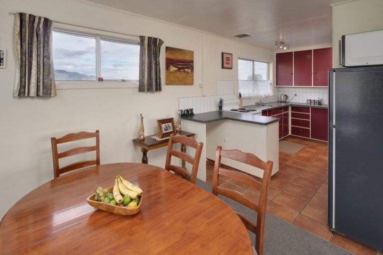 Photo of property in 10 Cornwall Place, Stoke, Nelson, 7011