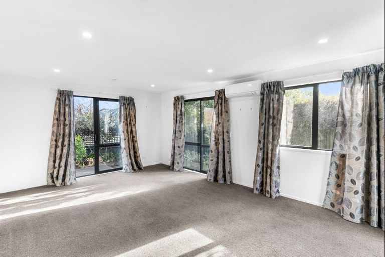 Photo of property in 49 Wildberry Street, Woolston, Christchurch, 8023