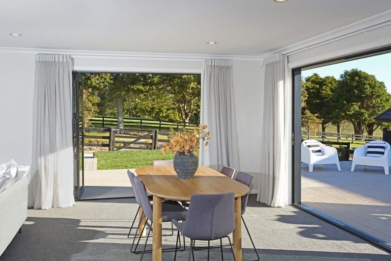 Photo of property in 7 Puhitahi Hill Road, Paerata, Pukekohe, 2124