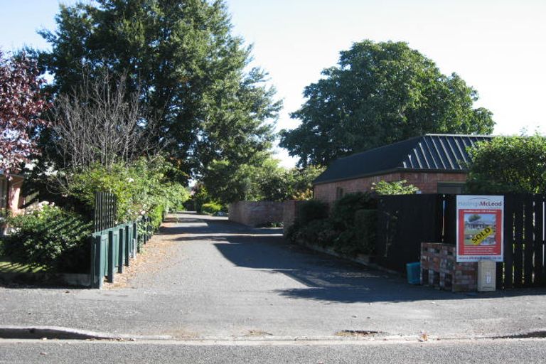 Photo of property in 15 Oak Grove, Ashburton, 7700