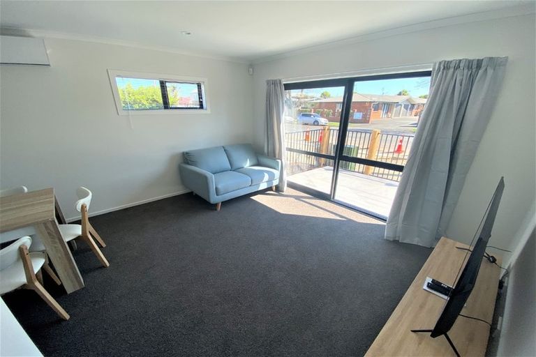 Photo of property in 2/17 Lyon Street, Frankton, Hamilton, 3204