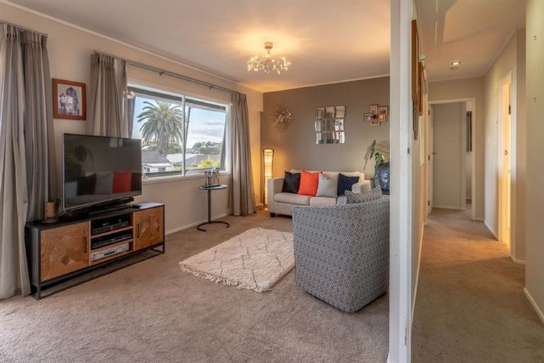 Photo of property in 12 Moana Terrace, Snells Beach, 0920