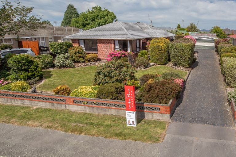 Photo of property in 50 Dunstan Crescent, Hornby, Christchurch, 8042