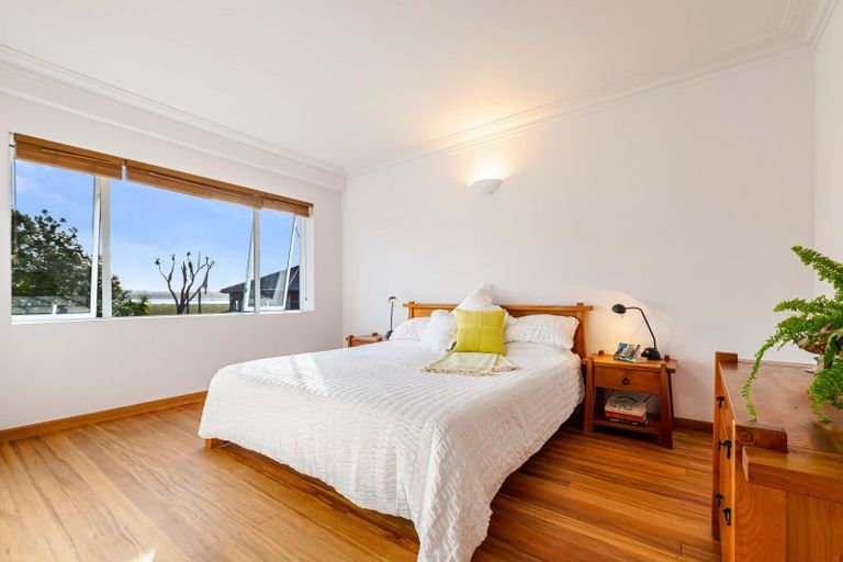 Photo of property in 109 Beresford Street, Bayswater, Auckland, 0622