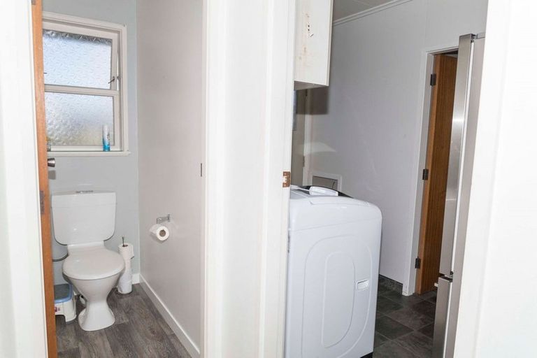 Photo of property in 25 Victoria Avenue, Dannevirke, 4930