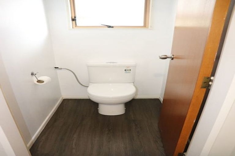 Photo of property in 2/30 Whitley Avenue, Ebdentown, Upper Hutt, 5018