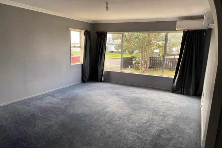 Photo of property in 16 Stirling Street, Levin, 5510