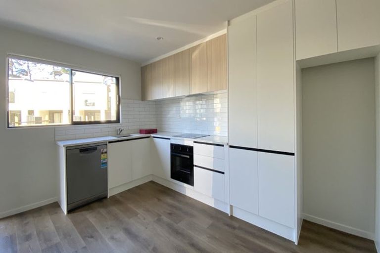 Photo of property in 28 Whai Hua Lane, Mangere Bridge, Auckland, 2022