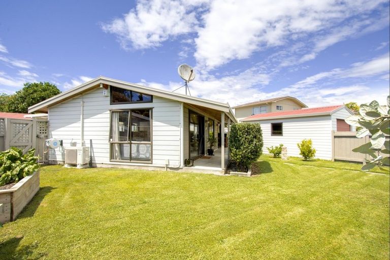 Photo of property in 1203a Karamu Road North, Mayfair, Hastings, 4122