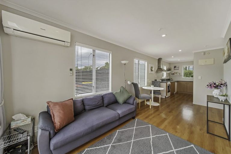 Photo of property in 135 Waltham Road, Sydenham, Christchurch, 8023