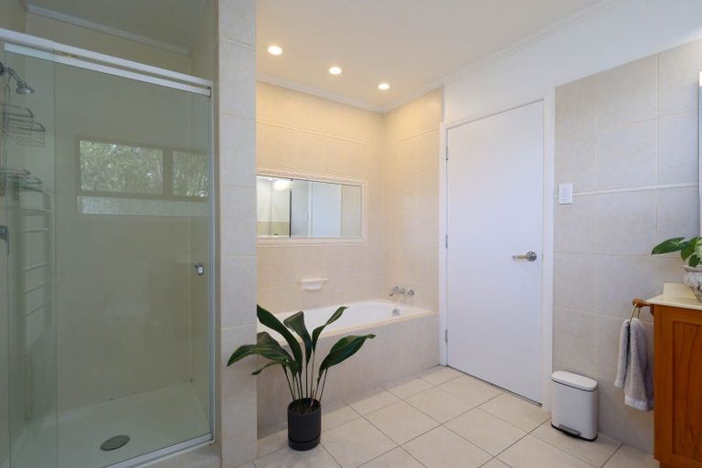 Photo of property in 51 Tosswill Road, Tahunanui, Nelson, 7011