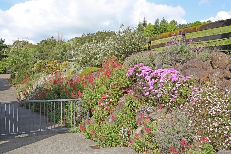 Photo of property in 332 Macwhinney Drive, Drury, 2577