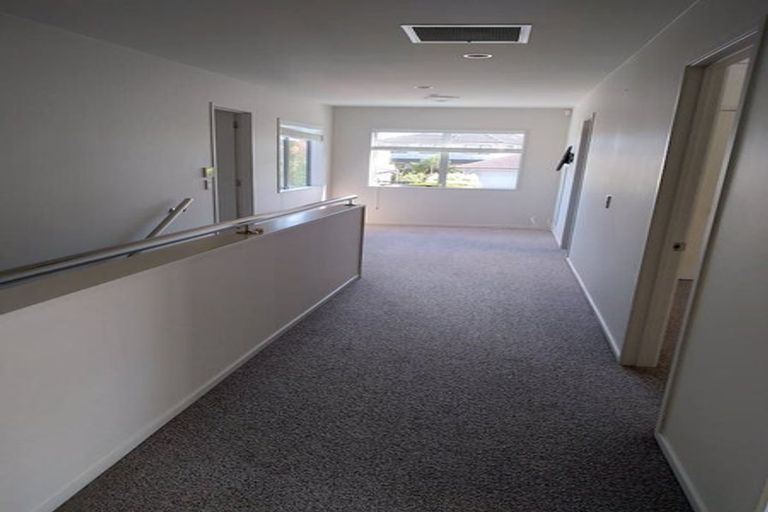 Photo of property in 7 Pickaberry Avenue, Karaka, Papakura, 2113