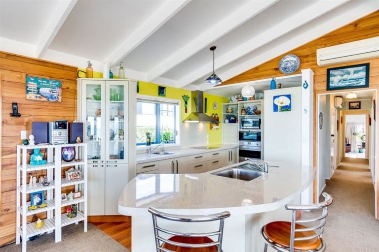 Photo of property in 109 North Shore Road, Eskdale, Napier, 4182