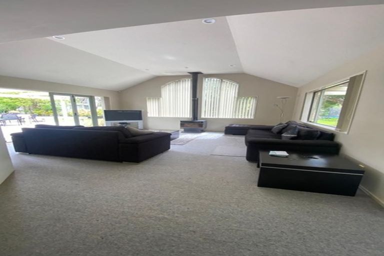 Photo of property in 81 Polo Prince Drive, Totara Park, Manurewa, 2576