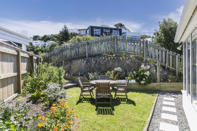 Photo of property in 26 Imperial Terrace, Melrose, Wellington, 6022