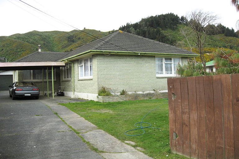 Photo of property in 14 Frederick Street, Wainuiomata, Lower Hutt, 5014