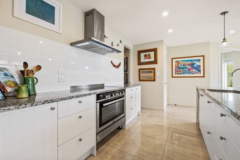 Photo of property in 5518 Christchurch Akaroa Road, French Farm, 7582