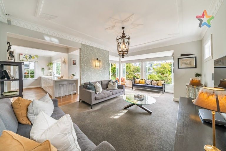 Photo of property in 15 Fairfield Avenue, Fairfield, Lower Hutt, 5011