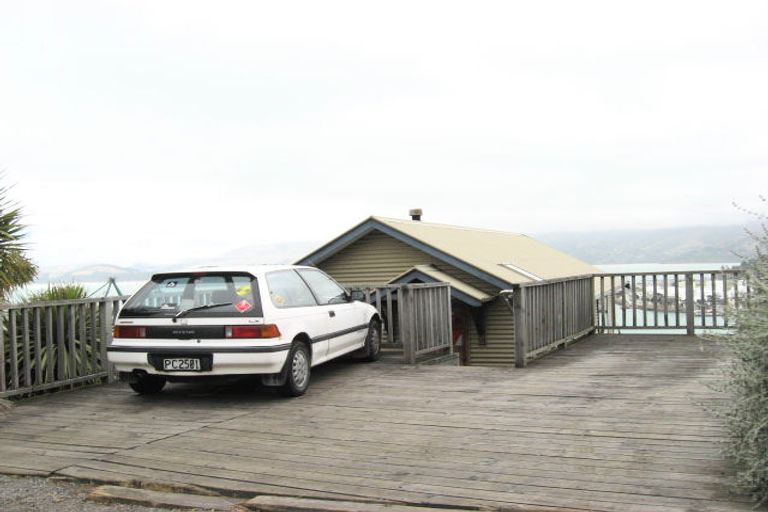 Photo of property in 1 Reserve Terrace, Lyttelton, 8082