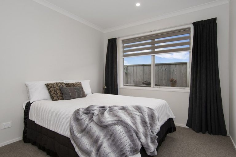 Photo of property in 77 Sandhurst Drive, Papamoa Beach, Papamoa, 3118