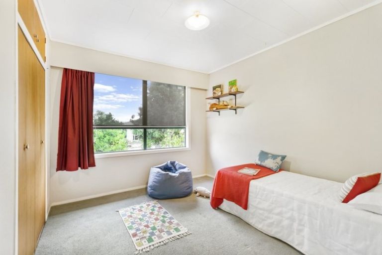 Photo of property in 21 Polandson Place, Opaheke, Papakura, 2113