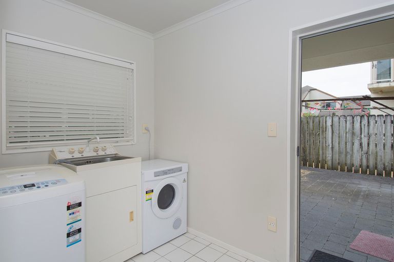 Photo of property in 437b Oceanbeach Road, Mount Maunganui, 3116