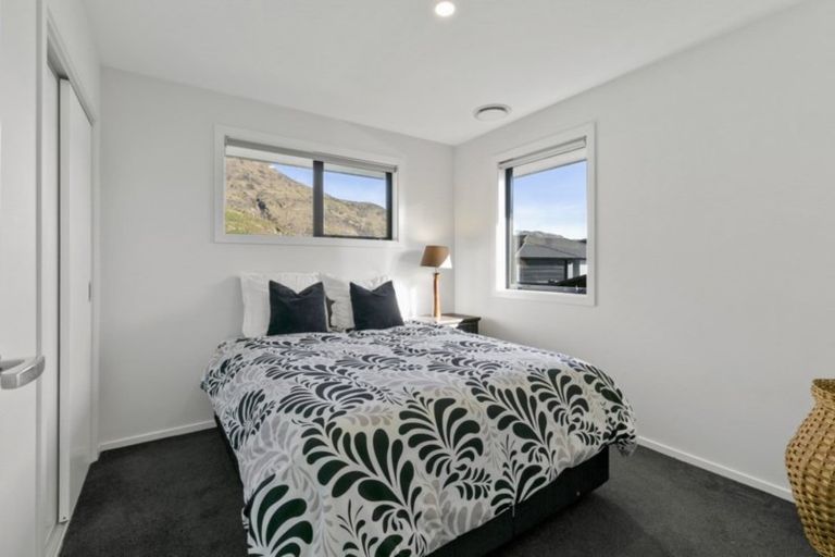 Photo of property in 31 Risinghurst Terrace, Lower Shotover, Queenstown, 9304