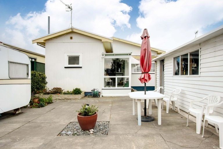 Photo of property in 12 Creagh Street, Te Awa, Napier, 4110