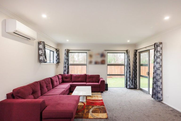 Photo of property in 12 Ivy Lane, Kelvin Grove, Palmerston North, 4414