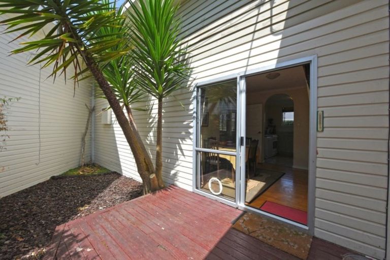 Photo of property in 1/20 Dakota Grove, Totara Park, Upper Hutt, 5018