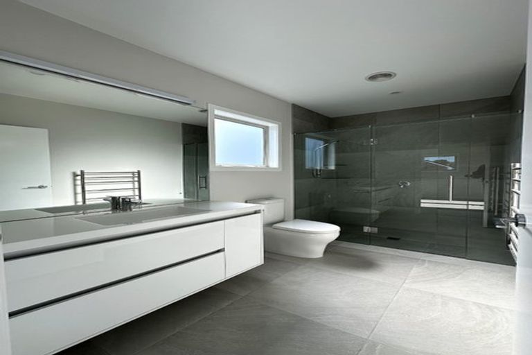 Photo of property in 10 George Yee Place, Taradale, Napier, 4112