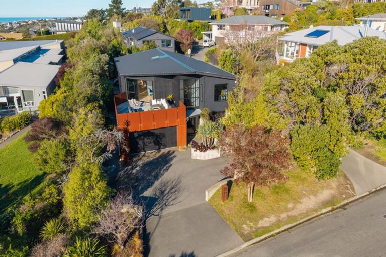 Photo of property in 272 Cannon Hill Crescent, Mount Pleasant, Christchurch, 8081