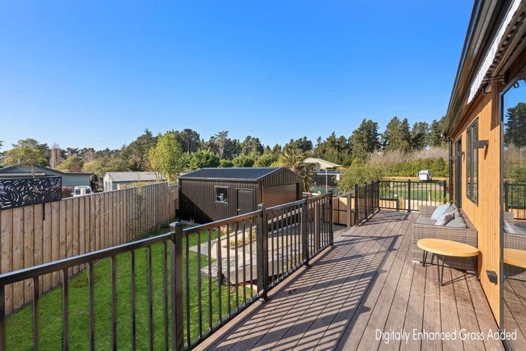 Photo of property in 5 Beach Crescent, Waikuku Beach, 7473