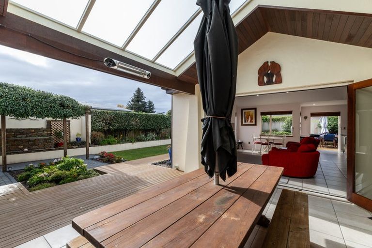 Photo of property in 11 Park Lane, Greenmeadows, Napier, 4112