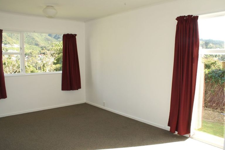 Photo of property in 10 Astor Street, Karori, Wellington, 6012