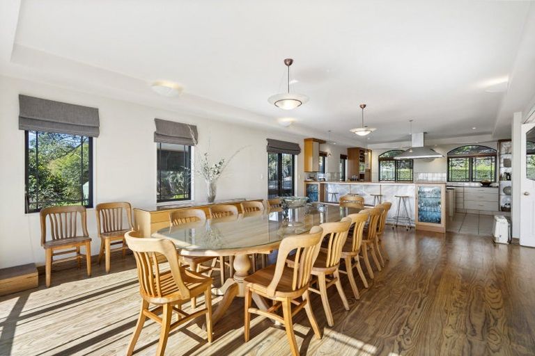 Photo of property in 156 Redoubt Road, Flat Bush, Auckland, 2019