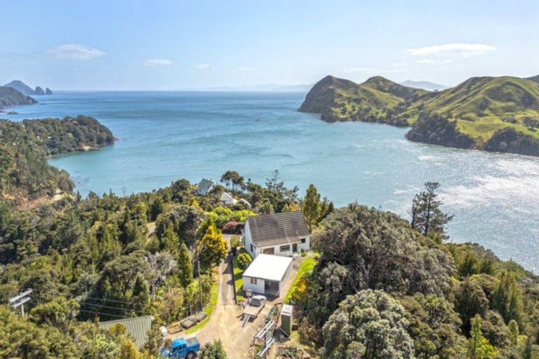 Photo of property in 1447b Port Charles Road, Port Charles, Coromandel, 3584