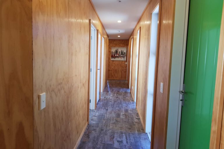 Photo of property in 5 Rankin Rise, Lake Tekapo, 7999